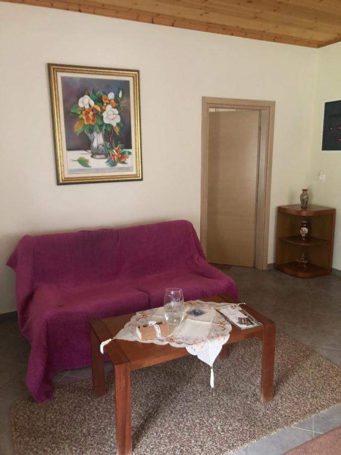 Chrysa'S House Apartment آيجيون المظهر الخارجي الصورة